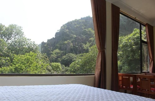Hoa Lu Hotel | Sierra Homestay