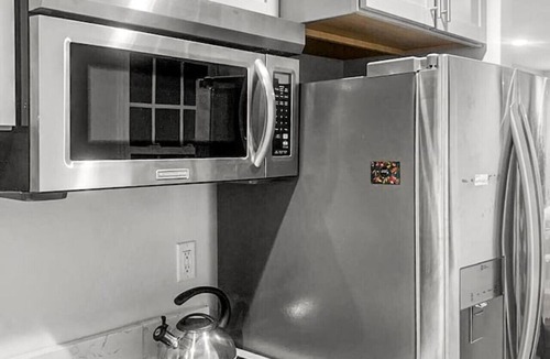 Fairland Apartment | Silver Spring Serenity: 2BR/2BA, Nature & Access`