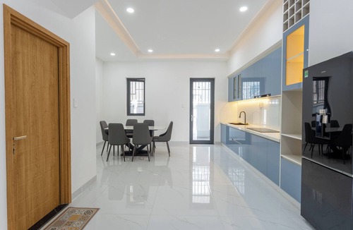 Tan Uyen Town Apartment | SINGAPORE 2 VILLA HOTEL