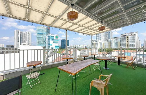 Phu My Hung Apartment | Siris Niko Residence - Self checkin