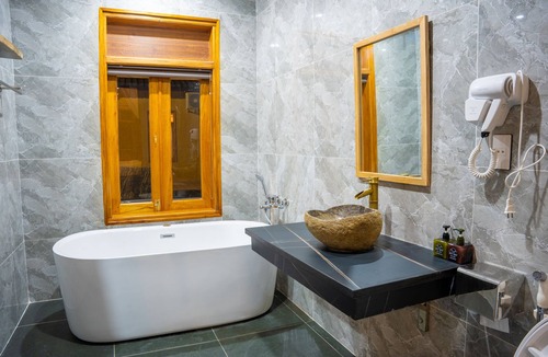 Ha Giang Hotel | Sky Bay Lodge
