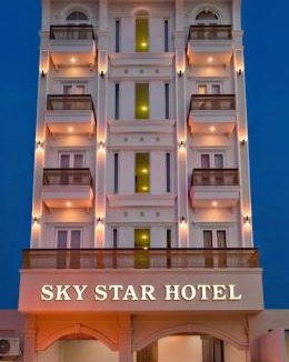 Go Vap Hotel | Sky Star Hotel Go Vap - Free Parking & Netflix