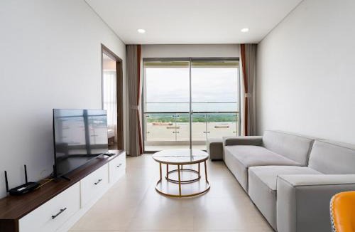 District 7 Apartment | Sky89 Condo High Floor, Gym, Netflix & Pool 35F