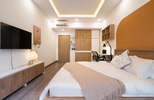 Tan Phu District Apartment | Skylinked Villa in Celadon City- Căn Hộ có gara Xe Hơi Riêng