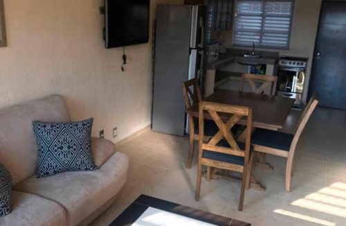 Valle Dorado House | Small House in a quiet area