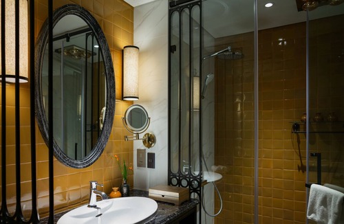 Dich Vong Hau Hotel | Smarana Hanoi Heritage - Hotel and Retreats