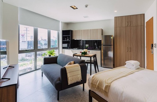 Lomas de Sotelo Apartment | Smart and Living Studio with Gym and Rooftop