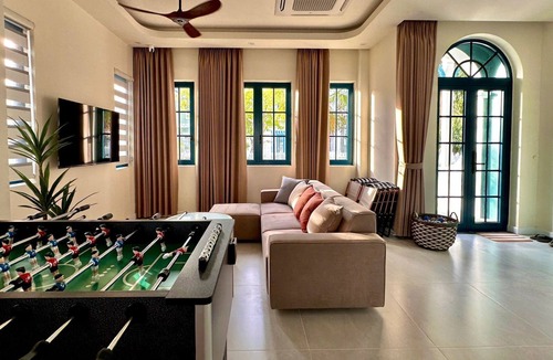 Phan Thiet House | Solara Coast Villa - Novaworld Phan Thiết up 10 guests, spacious 4 bed, 3 bath.