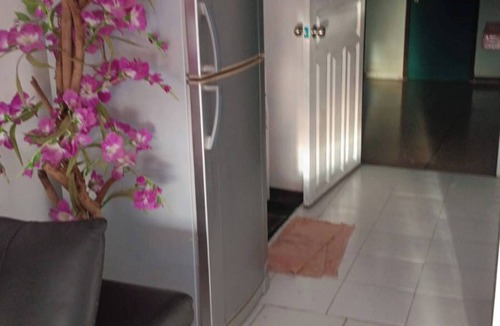 Pratumnak Hill Apartment | Sombat Condo Seaview 1 Bedroom