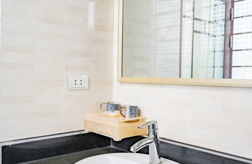 Cao Bang Hotel | Son Tung Hotel - Kim Dong Walking Street