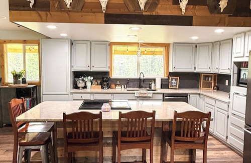 King County House | Spacious Riverfront Retreat Perfect for Families & Groups Near Enumclaw