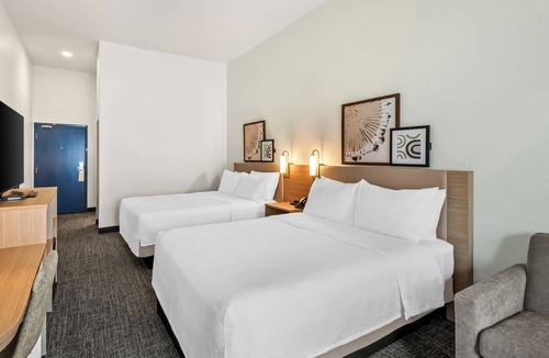 Gwinnett Place Hotel | Spark by Hilton Duluth
