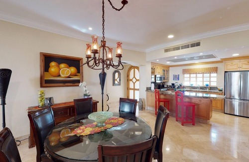 Cabo San Lucas Villa | Spectacular Family Style Villa on Medano Beach