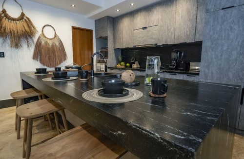Salinas House | Spectacular Ocean Front Townhouse 6 Beadrooms Kitchen Dining Room Tv Room Pool