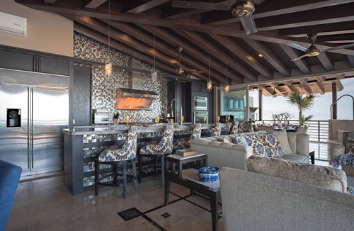 Amapas House | SPH4 Panoramic 3Bedroom Penthouse + Dipping Pool in the Romantic Zone