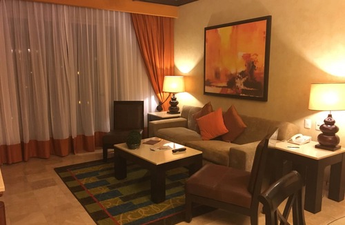 Playa Mujeres Resort | Spring Break for Le$- Luxurious 2 BR Suite at Villa del Palmar-can sleep 6.