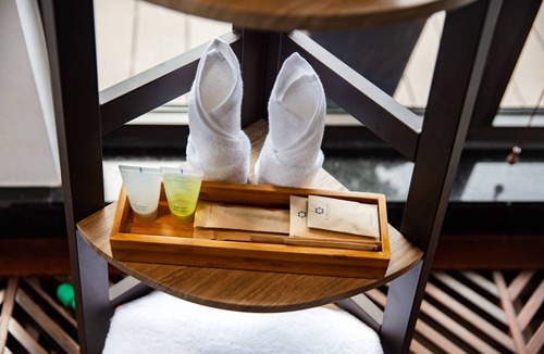 Hoan Kiem Boat Rental | Stellar of the Seas