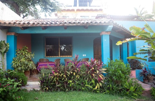 Bucerias House | Steps to the beach with a rooftop ocean view.