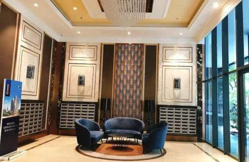Little Japan Apartment | Steps to Vincom/Casino/D1/pool/gym/Netflix/3Beds