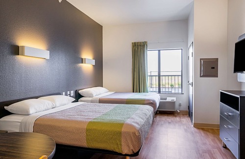 Buda Hotel | Studio 6 Buda, TX