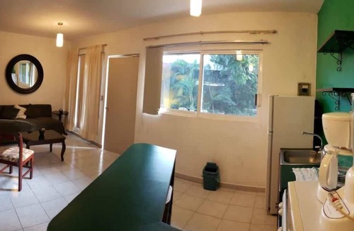 Tuxtla Gutierrez Apartment | Studio con Jardin y AC en Residencial Campestre & Starbucks
