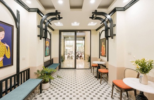 Yen Phu Apartment | studio full natural light,netflix,kitchen Westlake
