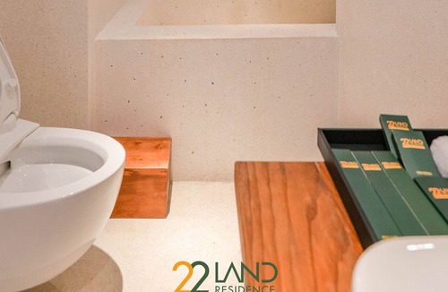 Dich Vong Apartment | Stunning 1B with City View in 22Land Residence