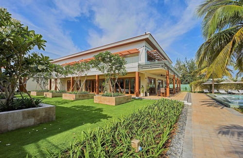 Ngu Hanh Son Villa | Stunning 5 Bedrooms Ocean Villas 5 stars