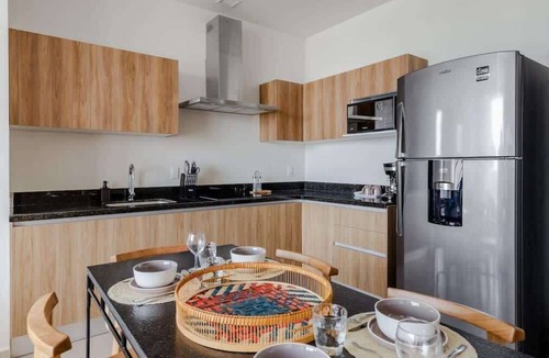 Downtown Cancun Apartment | Stunning Lagoon View Condo Pool & Gym 9th Floor