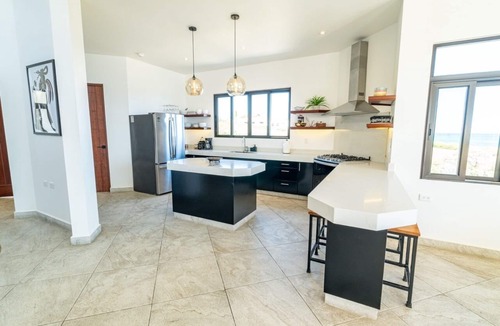 Isla Mujeres House | Stunning, new, unique, Caribbean front property in Punta Sur - Casa Carey!