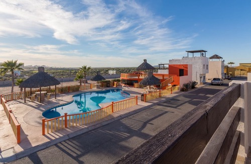 Ferrocarrilera House | Stunning ocean views in Rocky Point