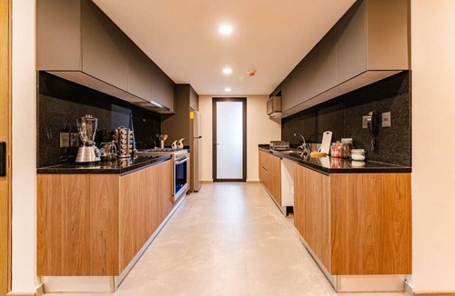 La Condesa Condo | Stylish Parque España,Condesa 2BR w/Rooftop & Gym