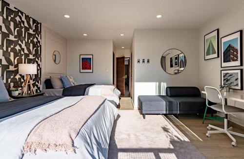 Roma Sur House | Stylish Roma Sur Home with Rooftop Lounge & BBQ
