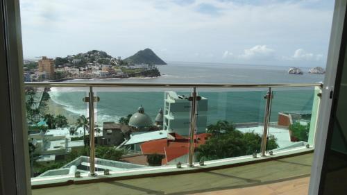 Balcones de Loma Linda Apartment | Suite Chiametlan Cerro de la Neveria MZ
