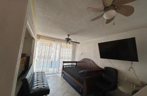 Granjas del Marques Apartment | Suite Villas Palmas Diamante