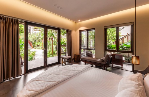 Dong Hoa Hotel | Sun Village Beach Resort