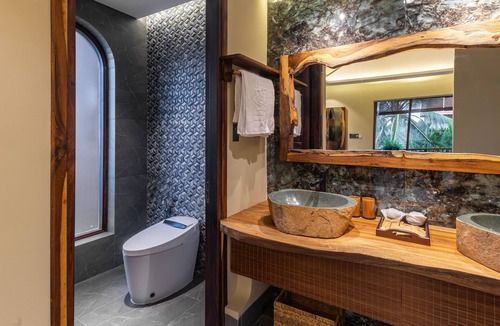 Dong Hoa Hotel | Sun Village Beach Resort