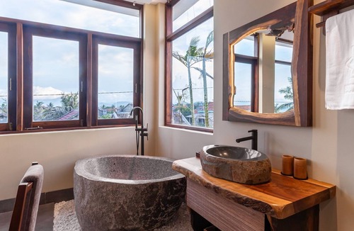 Dong Hoa Hotel | Sun Village Beach Resort