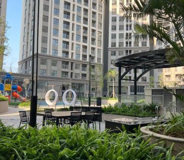 Bai Chay Apartment | Sunflower homestay