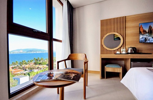 Tran Phu Beach Hotel | Sunkiss Hotel