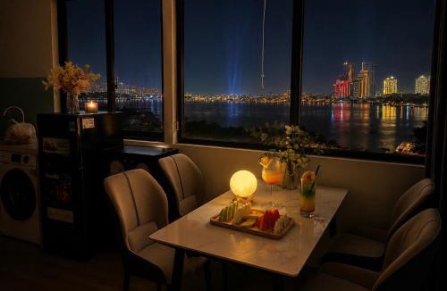 Hanoi Apartment | Sunny Desidence Lake View