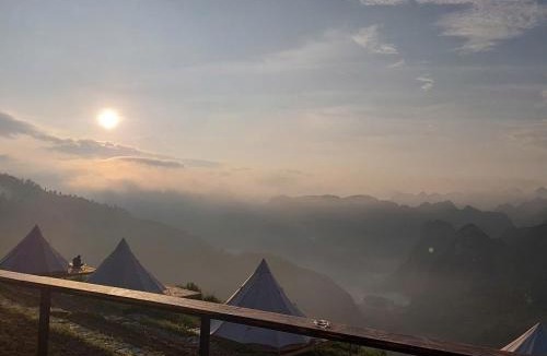 Dong Van Apartment | Sunrise Camping Ha Giang