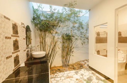 Mui Ne Hotel | Suoi TIen Hills Hotel