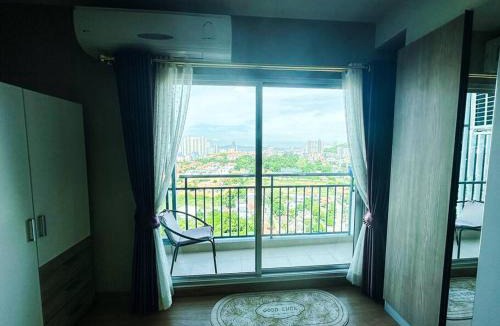 South Pattaya Apartment | Supalai Mare Charming Seaside Escape in Jomtien!