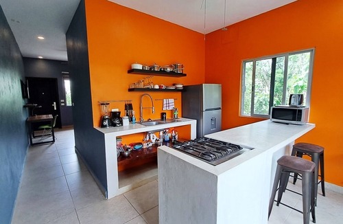 La Veleta Apartment | Superb upstairs apartment/Casa Mtl #2