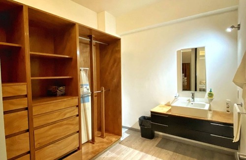 La Condesa Apartment | Superdeal Condo great Location.