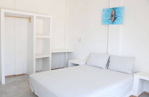 Zihuatanejo Hotel | Superior Queen size bedroom