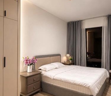 District 9 Apartment | T&T stay MCP A 2BR 2WC Free Gym,Pool