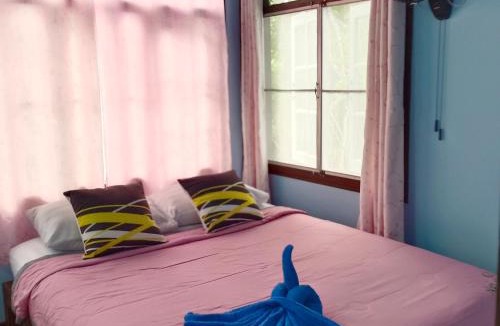 Ko Kood House | TA YAI HOMESTAY (ตา ยาย โฮมสเตย์)