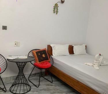 Hoa Lu Hostel | Tam Coc White Swan Homestay